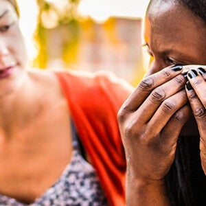 Como ajudar alguém com depressão pós-parto ou baby blues