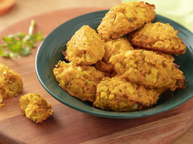 Bolinho de Cenoura com Curry Sem Glúten Bolinho de Cenoura com Curry Sem Glúten